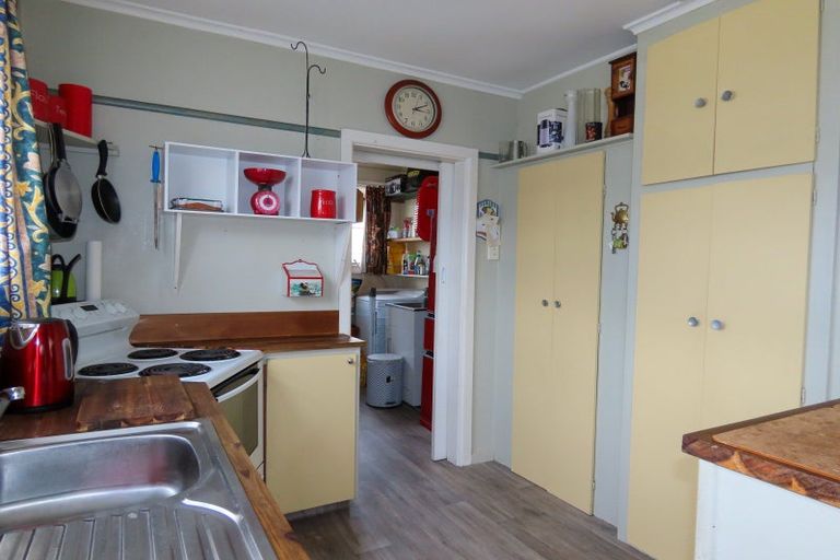 Photo of property in 8 Conlon Street, Reefton, 7830