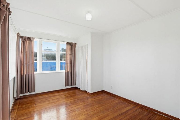 Photo of property in 16 Victory Place, Aramoho, Whanganui, 4500