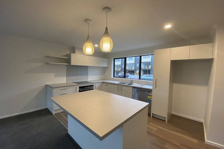 Photo of property in 18 Holystone Road, Whitby, Porirua, 5024