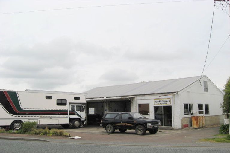 Photo of property in 63 Waimauku Station Road, Waimauku, 0812