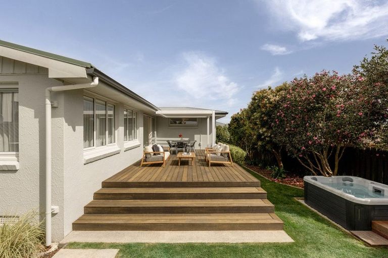 Photo of property in 13 Tupaea Place, Otumoetai, Tauranga, 3110