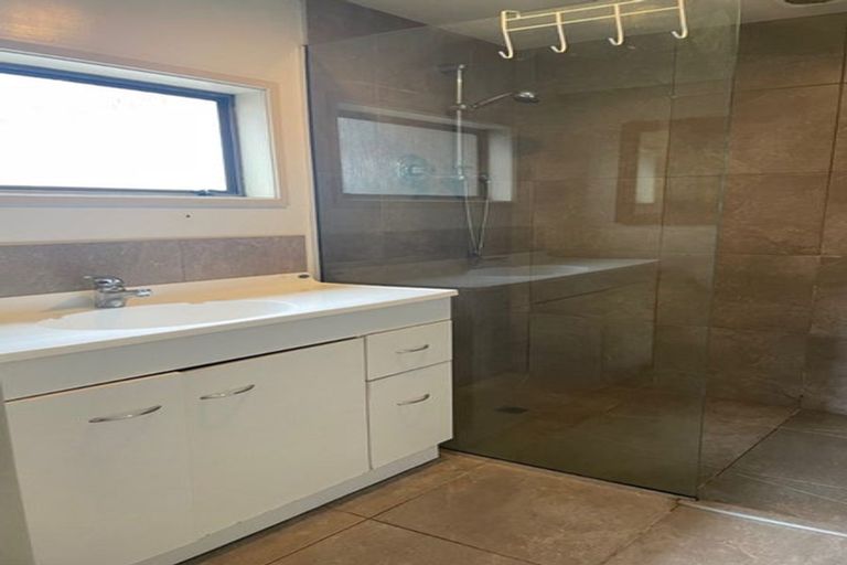Photo of property in 10 Fonblanque Street, Westport, 7825