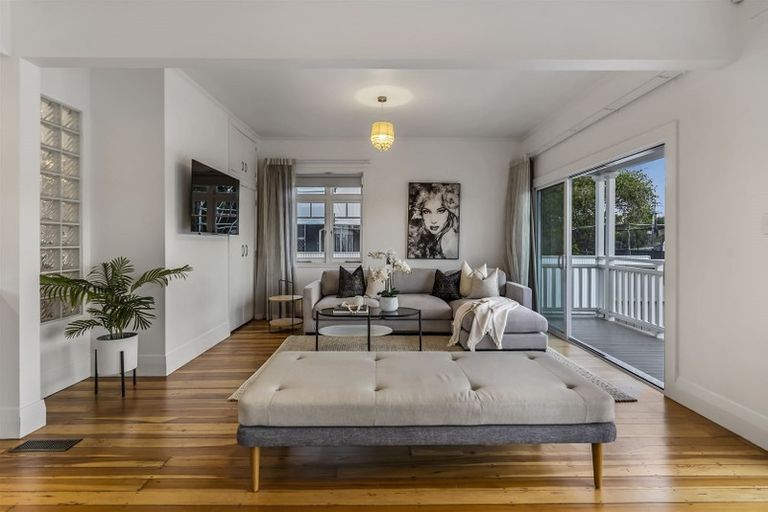 Photo of property in 88 Nile Road, Milford, Auckland, 0620