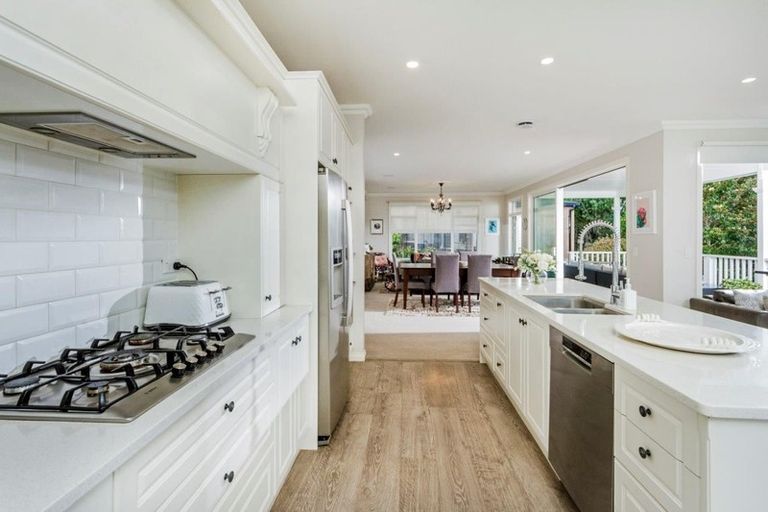 Photo of property in 315a Beach Road, Campbells Bay, Auckland, 0630