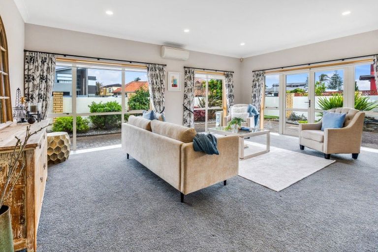 Photo of property in 1/16 Hattaway Avenue, Bucklands Beach, Auckland, 2012