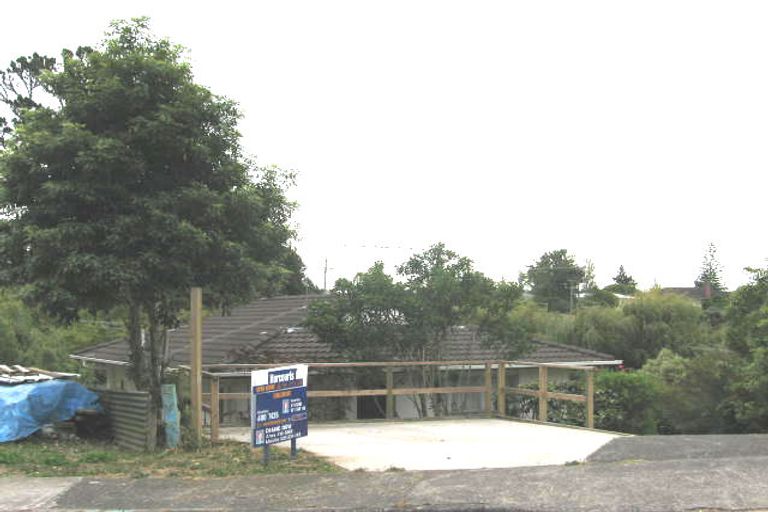 Photo of property in 1/30 Paramu Avenue, Birkdale, Auckland, 0626