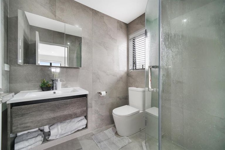 Photo of property in 11a Kent Road, Manurewa, Auckland, 2102