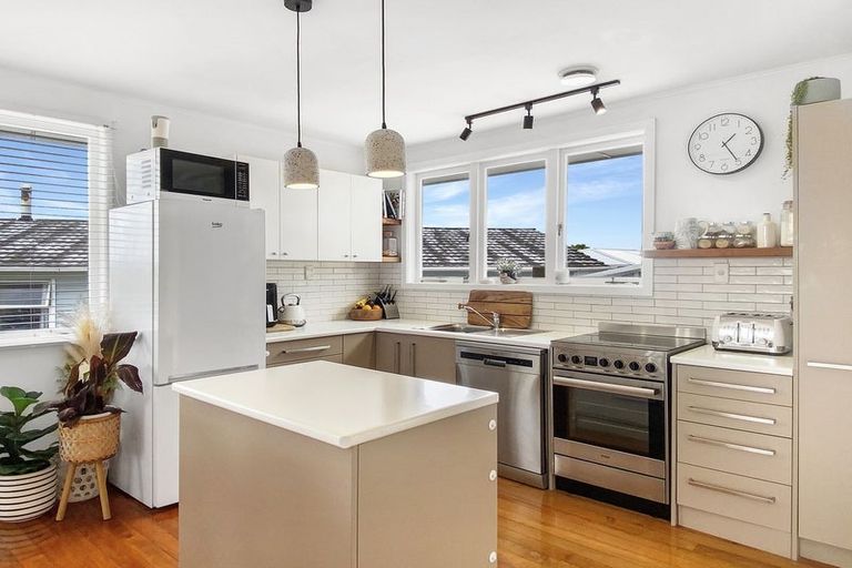 Photo of property in 20 Ogle Crescent, Te Kamo, Whangarei, 0112