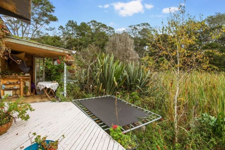 Photo of property in 29 Onedin Place, Titirangi, Auckland, 0604
