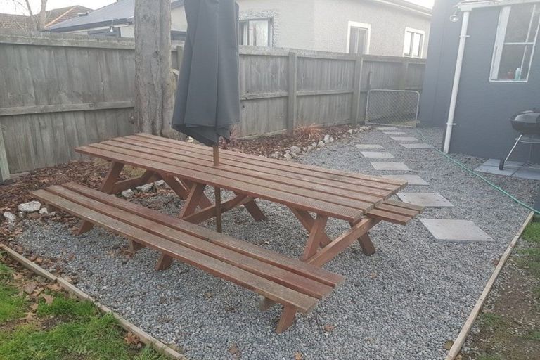 Photo of property in 174 Olliviers Road, Phillipstown, Christchurch, 8011