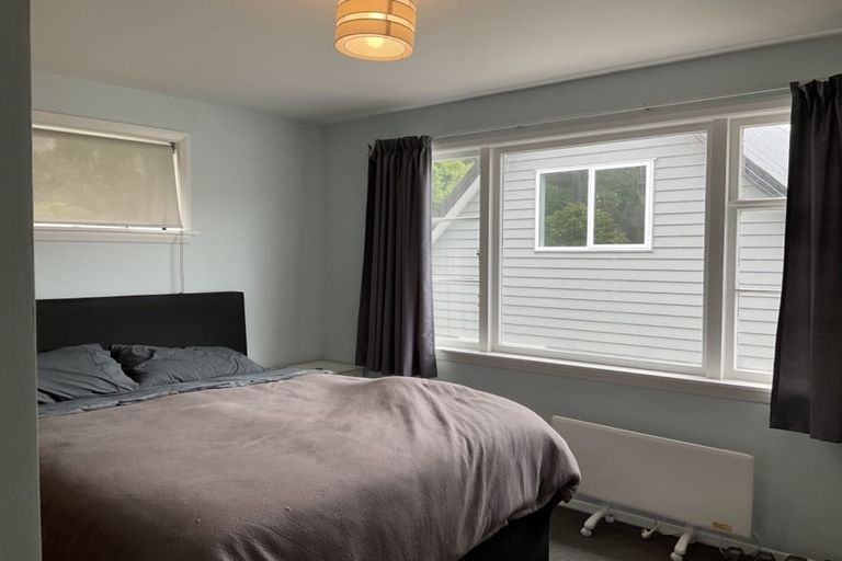 Photo of property in 5 Faris Crescent, Wainuiomata, Lower Hutt, 5014
