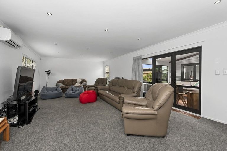 Photo of property in 28 Palliser Drive, Huntington, Hamilton, 3210