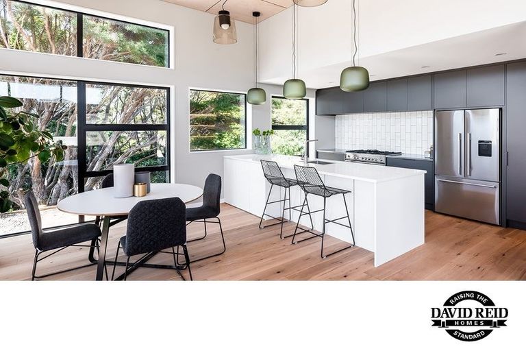 Photo of property in 4 Kanuka Close, Waikanae, 5036