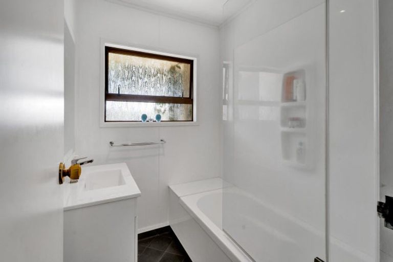 Photo of property in 112 Hamlet Street, Stratford, 4332