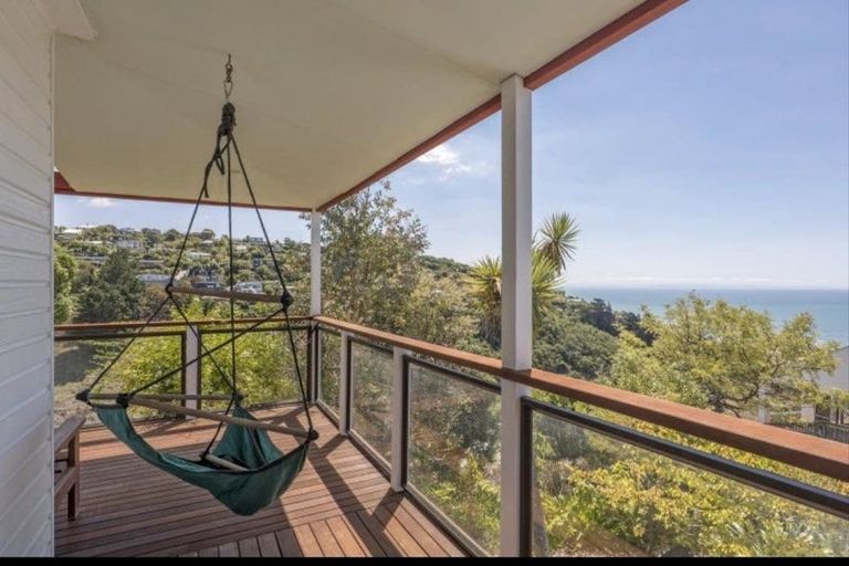 Photo of property in 4 De Thier Lane, Richmond Hill, Christchurch, 8081