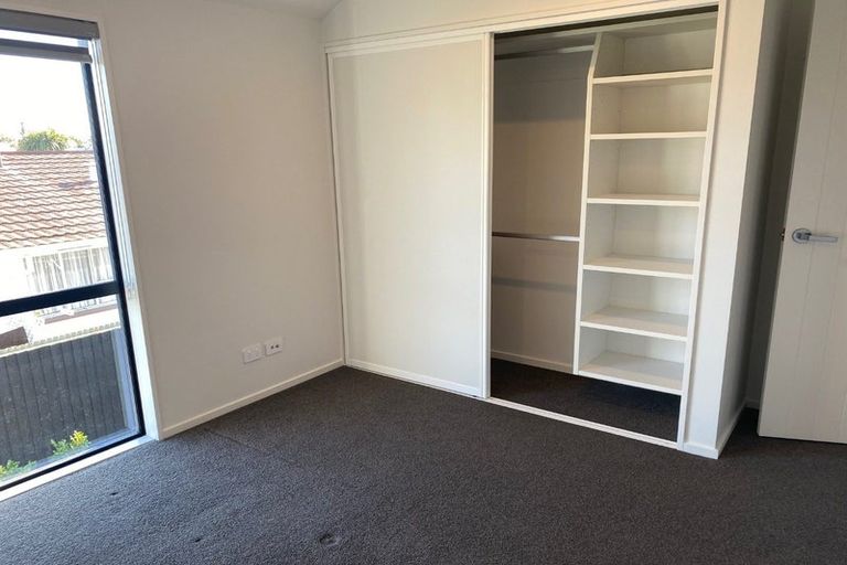 Photo of property in 2/515 Worcester Street, Linwood, Christchurch, 8011