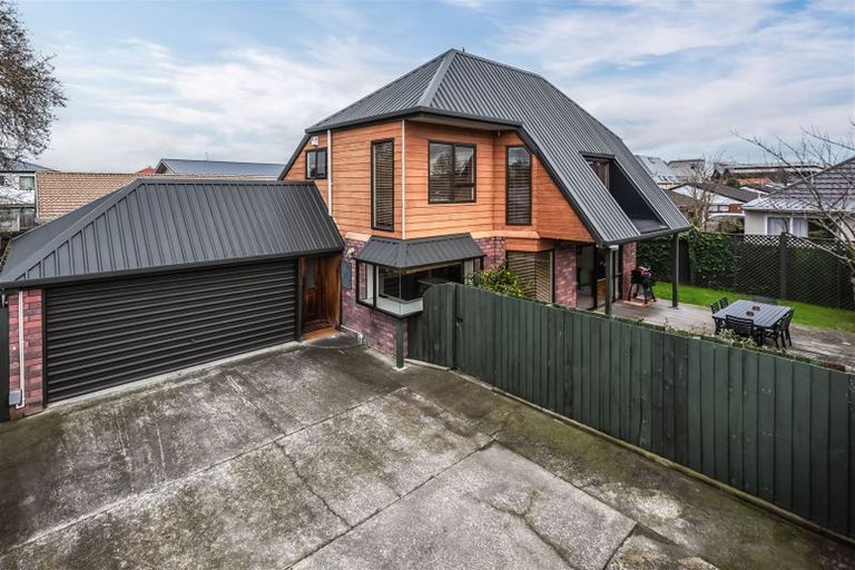 Photo of property in 95 Mandeville Street, Riccarton, Christchurch, 8011