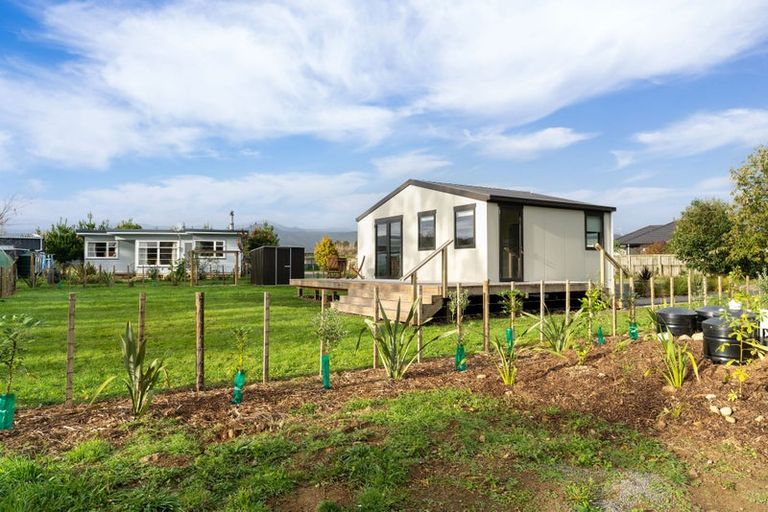 Photo of property in 40 Garth Road, Levin, 5571