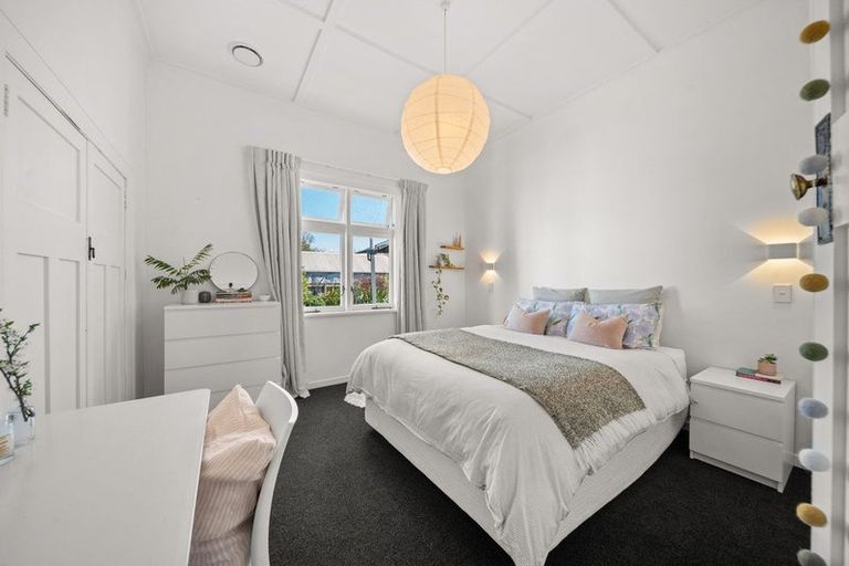 Photo of property in 74 Pownall Street, Masterton, 5810