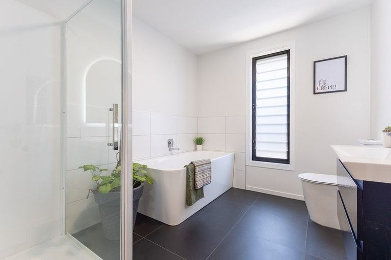 Photo of property in 12 Teiaroa Street, Waikanae, 5036