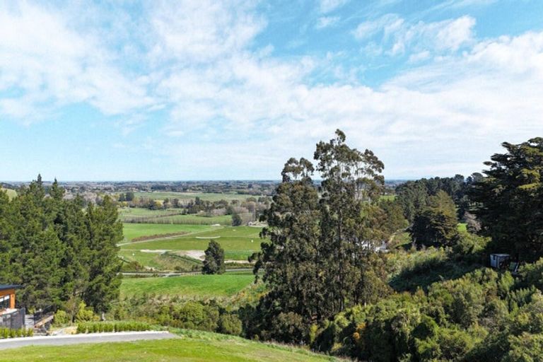Photo of property in 8 Larnder Lane, Kennedys Bush, Christchurch, 8025