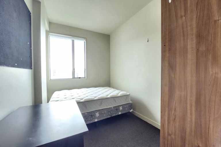 Photo of property in Cube Apartments, 5h/242 Taranaki Street, Mount Cook, Wellington, 6011