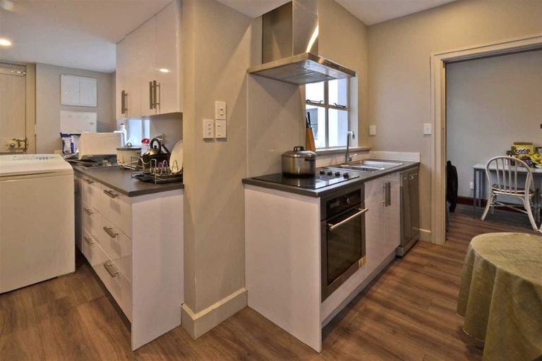 Photo of property in 4/952 Colombo Street, St Albans, Christchurch, 8014