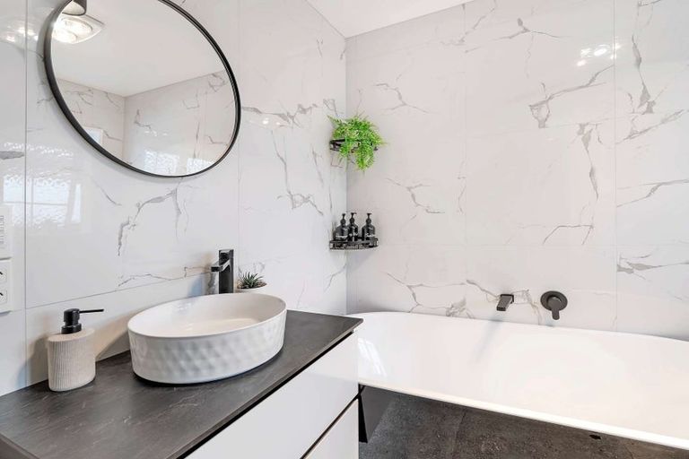 Photo of property in 33 Victoria Street, Foxton, 4814