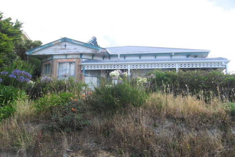 Photo of property in 16 Karepa Street, Brooklyn, Wellington, 6021