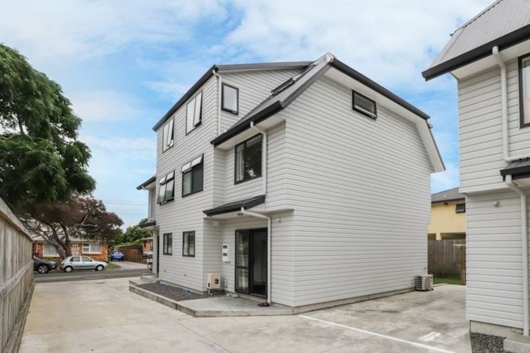 Photo of property in 24u2 Hogan Street, Hamilton East, Hamilton, 3216