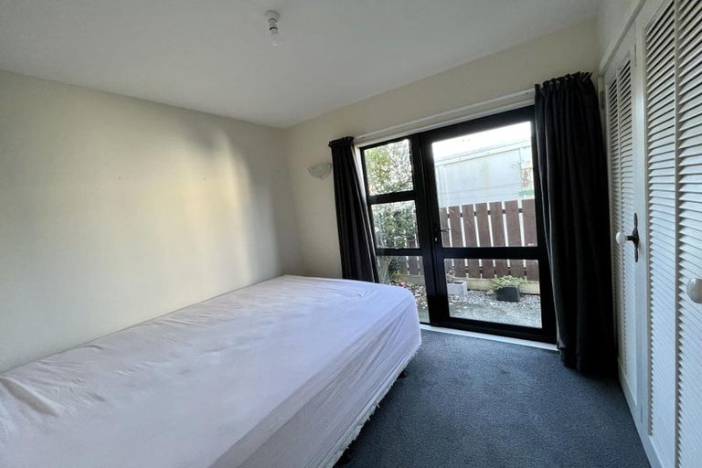 Photo of property in 1/24 Hobart Street, Miramar, Wellington, 6022