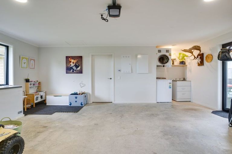 Photo of property in 217b Gladstone Road North, Mosgiel, 9024