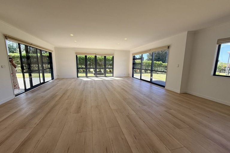 Photo of property in 16 Airini Road, Waimarama, Havelock North, 4294