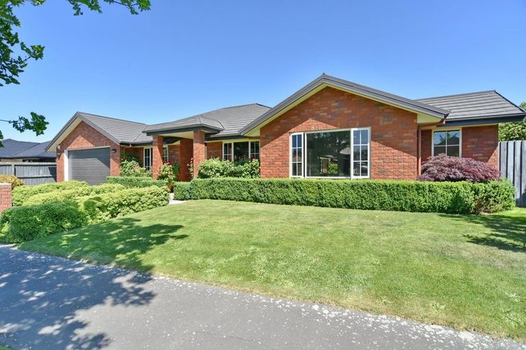 Photo of property in 42 Woodhurst Drive, Casebrook, Christchurch, 8051