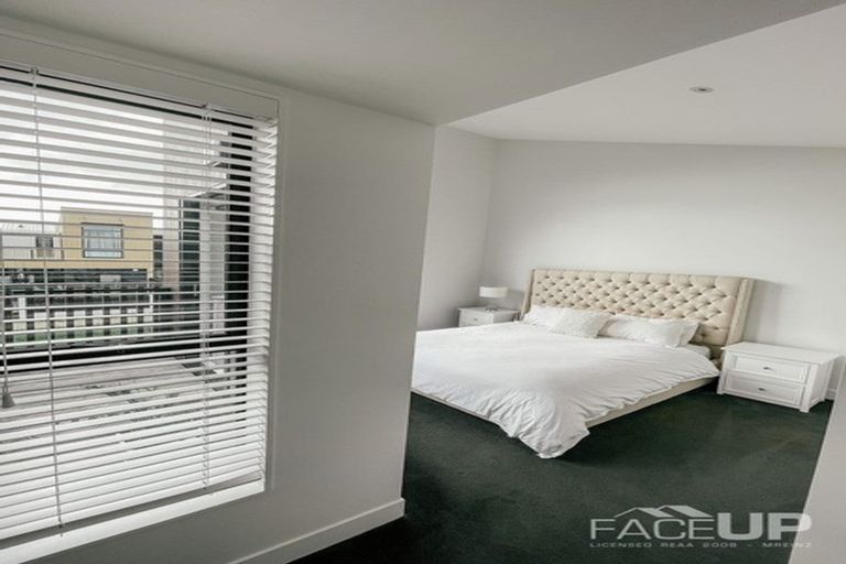 Photo of property in 19 Nevill Road, Hobsonville, Auckland, 0616