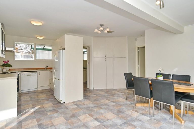 Photo of property in 115 Oakhampton Street, Hornby, Christchurch, 8042