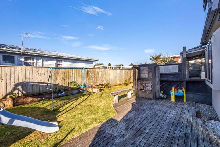Photo of property in 44 Park Lane, Waitara, 4320