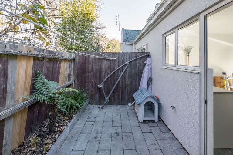 Photo of property in 3/50 Division Street, Riccarton, Christchurch, 8041