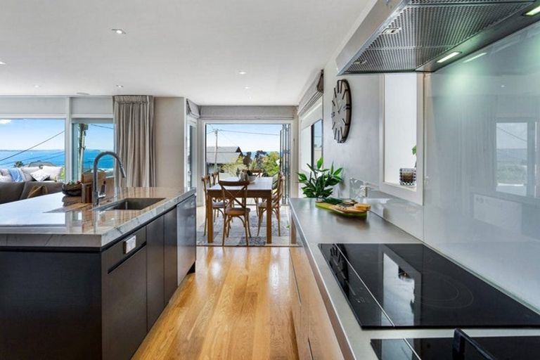 Photo of property in 128 Churchill Road, Rothesay Bay, Auckland, 0630