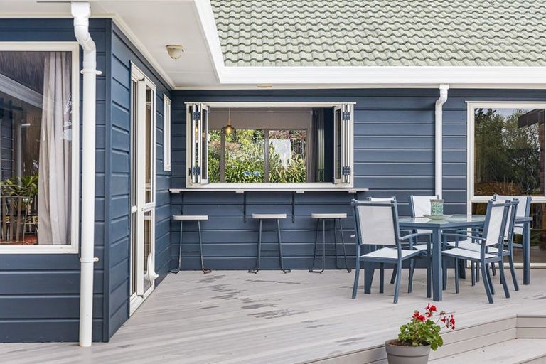 Photo of property in 6/199 Birdwood Road, Massey, Auckland, 0614