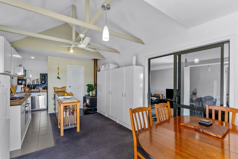 Photo of property in 27 Waterview Crescent, Kaiwaka, 0573
