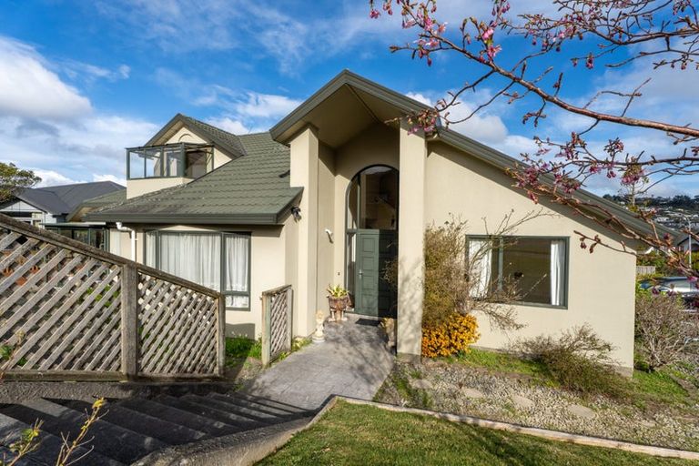 Photo of property in 16 Waverton Terrace, Churton Park, Wellington, 6037