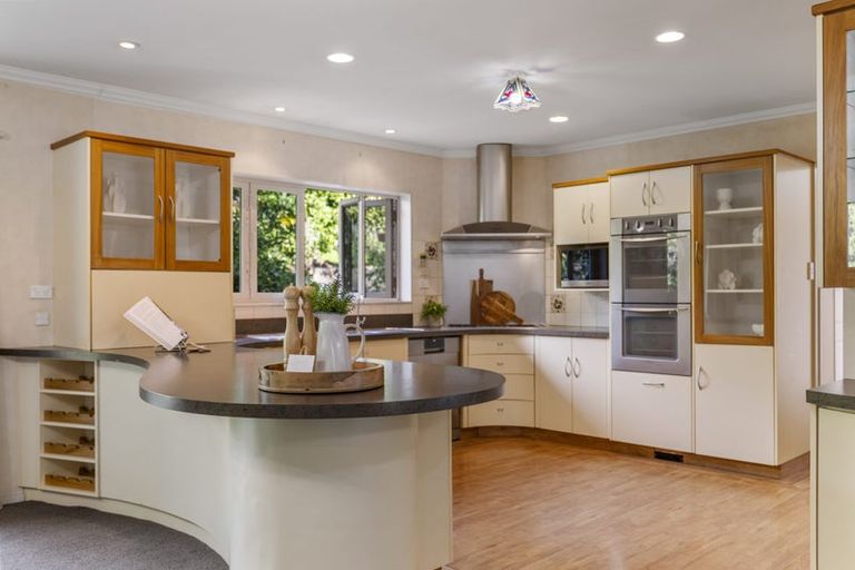 Photo of property in 333 Devon Street West, New Plymouth, 4310