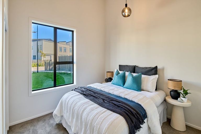 Photo of property in 26 Koreke Close, Kenepuru, Porirua, 5022