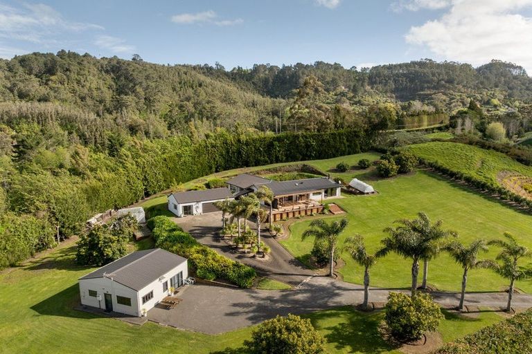 Photo of property in 10 Munro Road East, Minden, Whakamarama, 3179