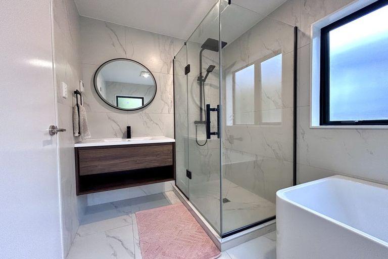 Photo of property in 5/3c Long Bay Drive, Torbay, Auckland, 0630
