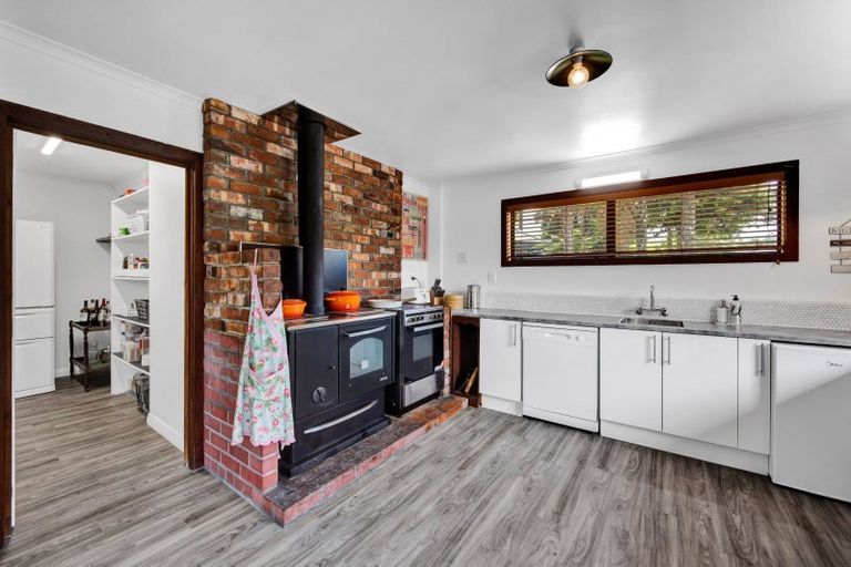 Photo of property in 1082 Junction Road, Egmont Village, Inglewood, 4386