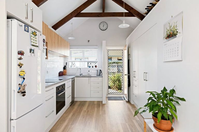 Photo of property in 2/12 Marsden Road, Stoke, Nelson, 7011