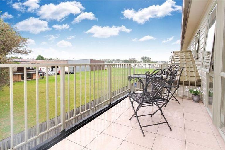 Photo of property in St Claire Village, 177/172 Mcleod Road, Te Atatu South, Auckland, 0610