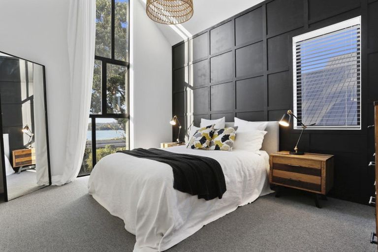 Photo of property in 7 Jack Seabrook Road, Hobsonville, Auckland, 0616